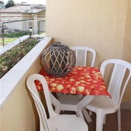 Apartments By The Sea Okrug Gornji, Ciovo - 22139 Trogir Exterior photo