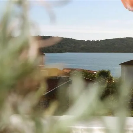 Apartments By The Sea Okrug Gornji, Ciovo - 22139 Trogir Exterior photo