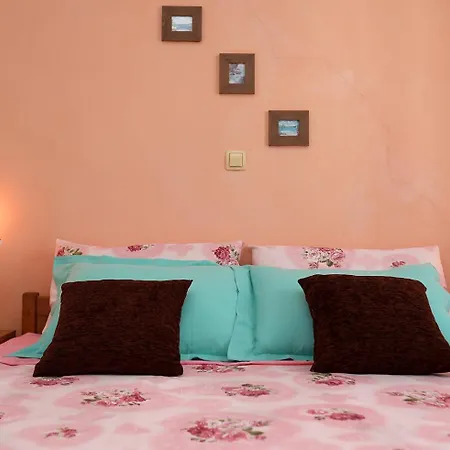 Apartments By The Sea Okrug Gornji, Ciovo - 22139 Trogir Room photo