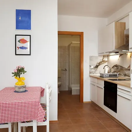 Apartments By The Sea Okrug Gornji, Ciovo - 22139 Trogir Room photo